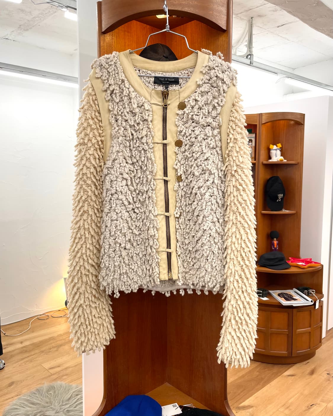 [M] 랙앤본 퍼 자켓 상품이미지1