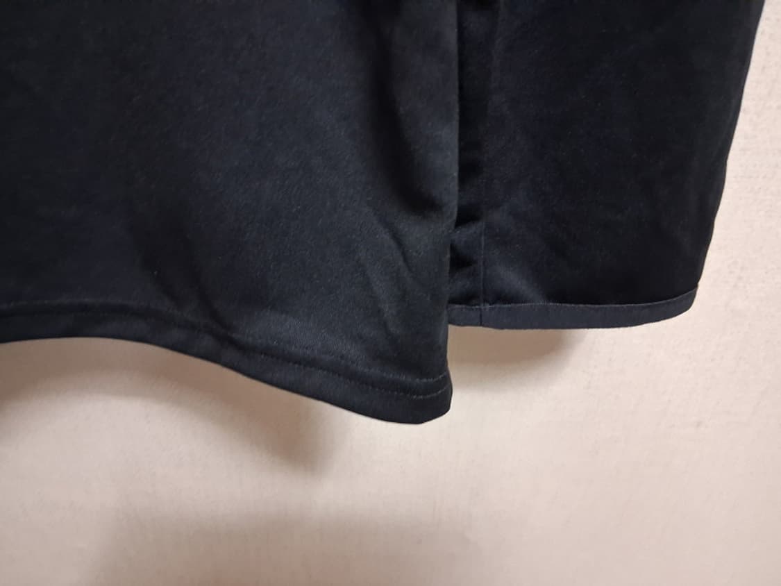 나이키 블랙 집업져지 미착용 남성90 피트마른95 
새상품상태 부드러우며 상품이미지7