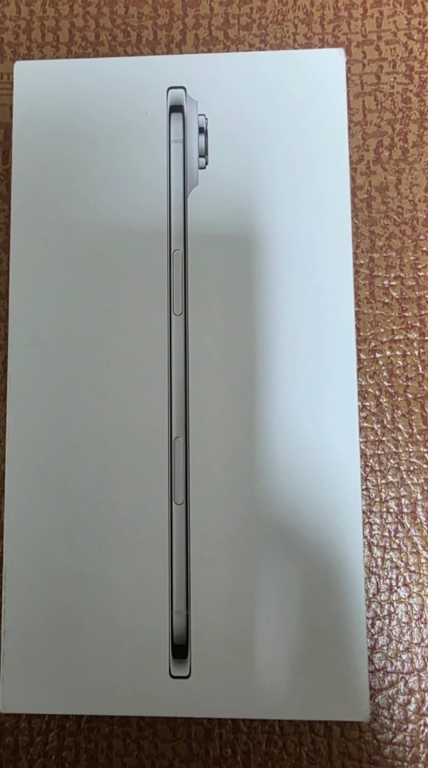 아이폰17에어 256 미개봉 클라우드화이트 상품이미지1