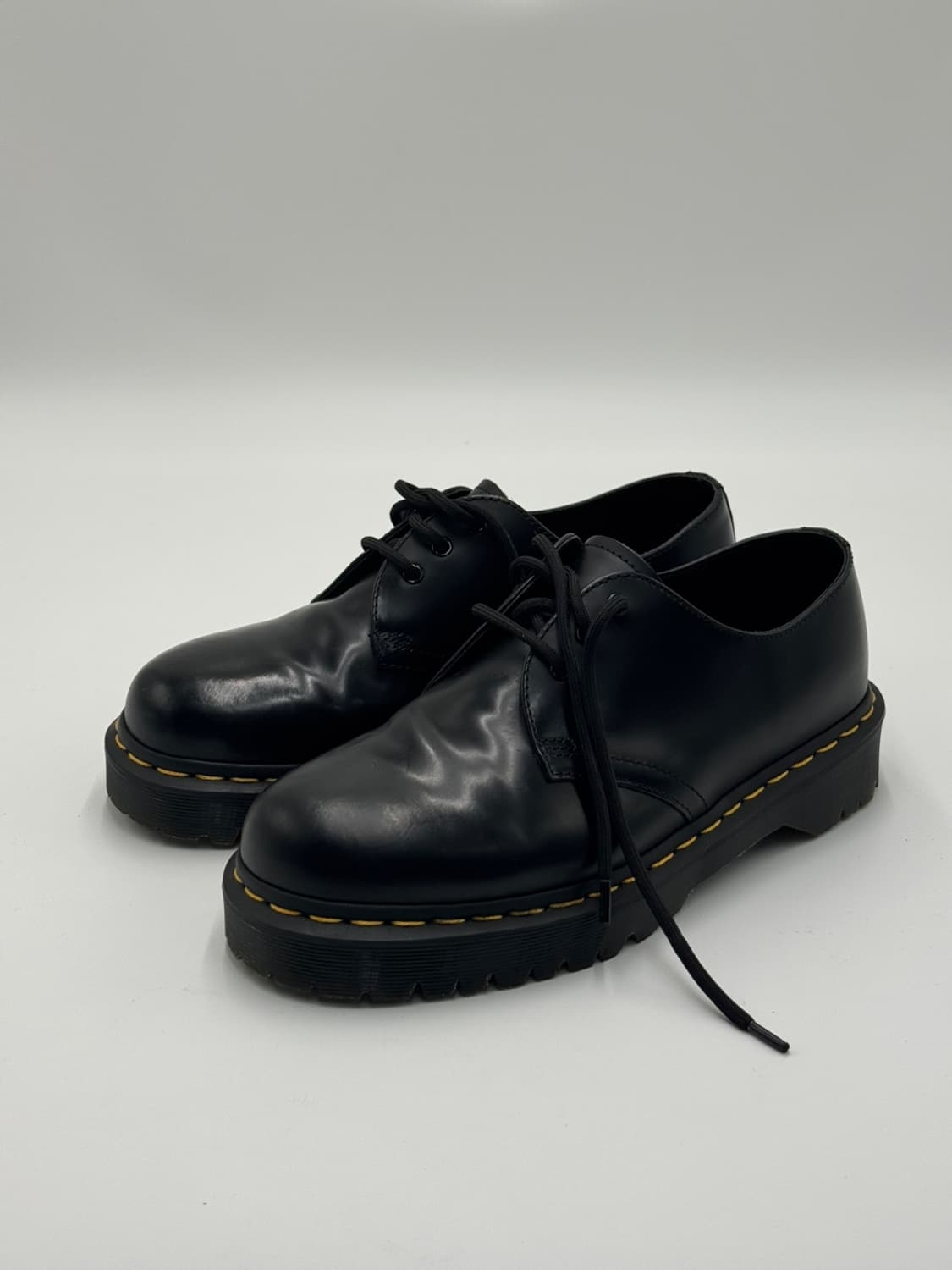 닥터마틴 3홀 상품이미지1
