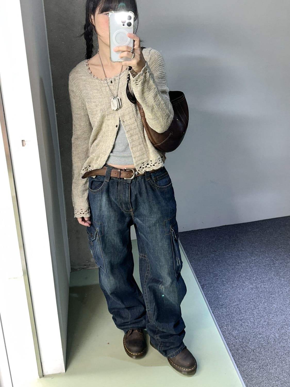 beige 3 buttons cardigan 상품이미지2