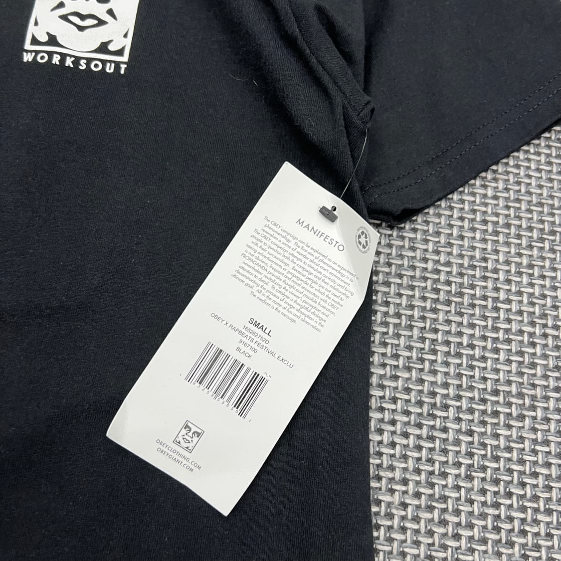 오베이 블랙 빅로고 반팔 상품이미지3