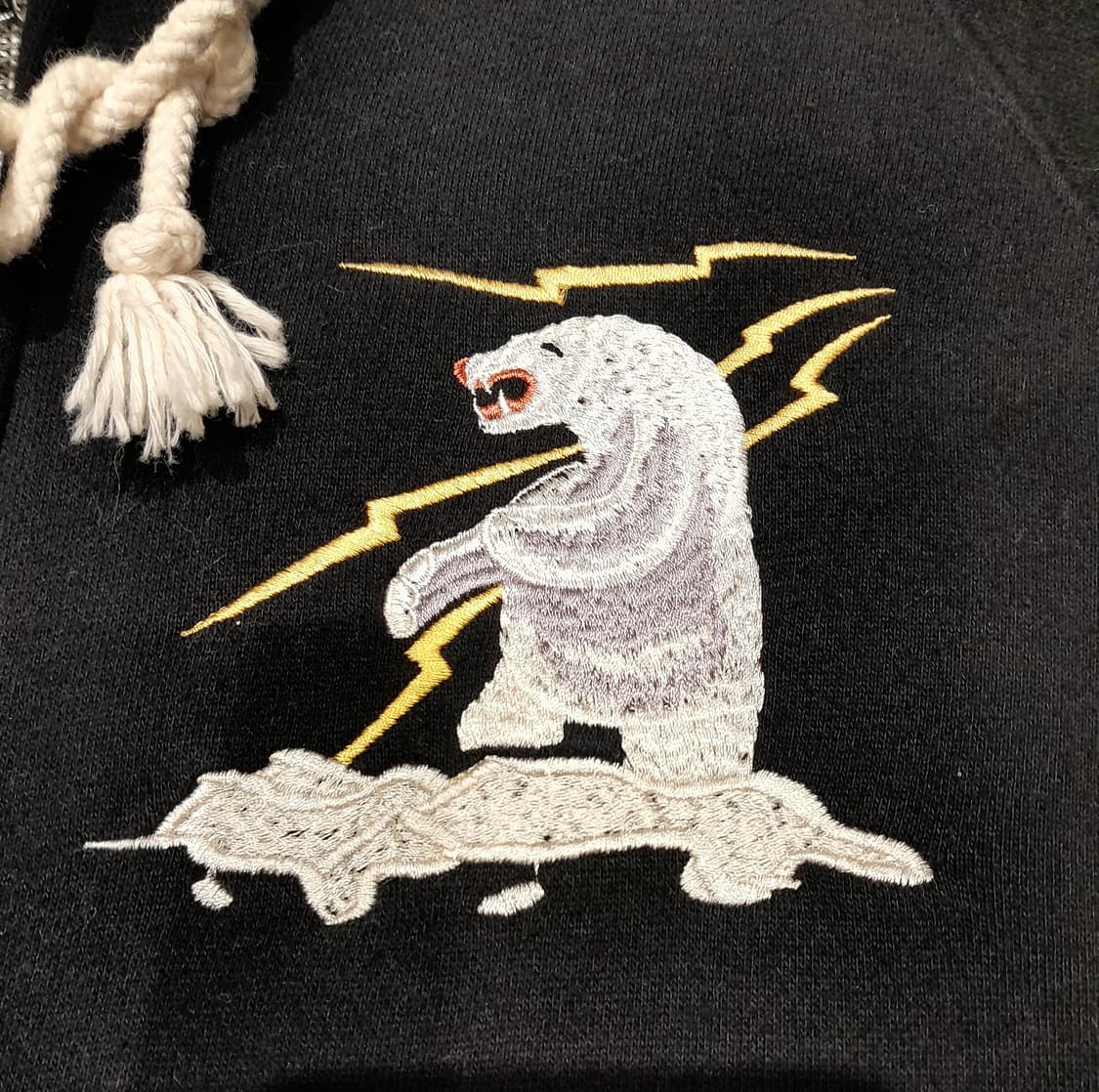 💥아웃스탠딩 ALASKA 집업 후드 블랙 (L) 상품이미지5