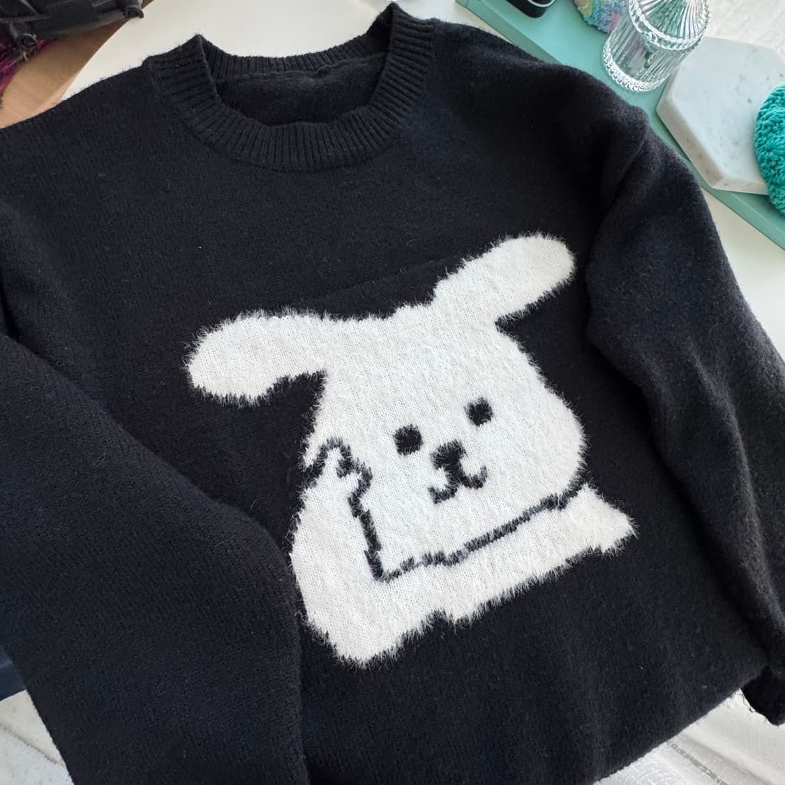 블랙 화이트 토끼패턴 니트 긴팔 스웨터 상품이미지1