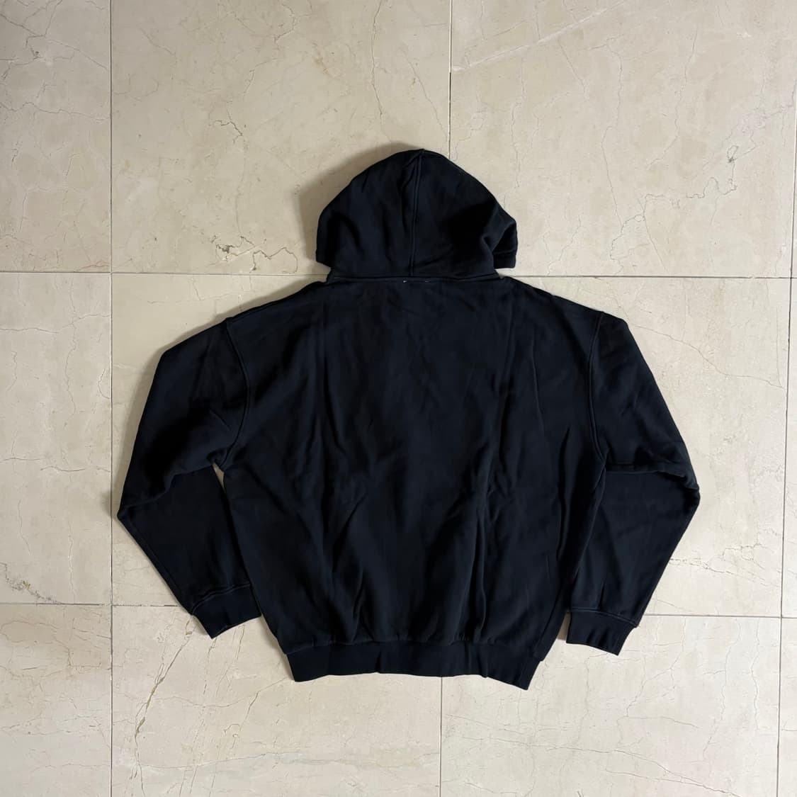 UVU Insignia hoodie Black 상품이미지3