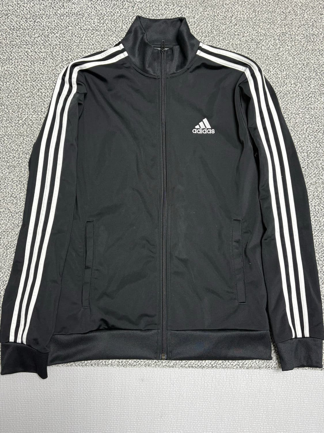 아디다스 블랙 트랙탑 M 상품이미지1