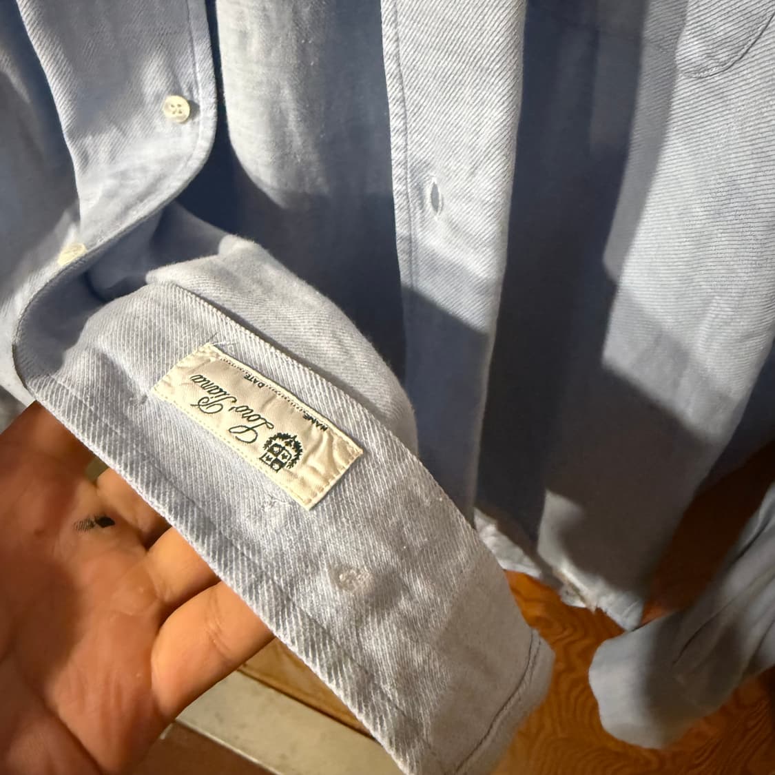  로로피아나 연청 데님 셔츠 판매 합니다.  상품이미지5