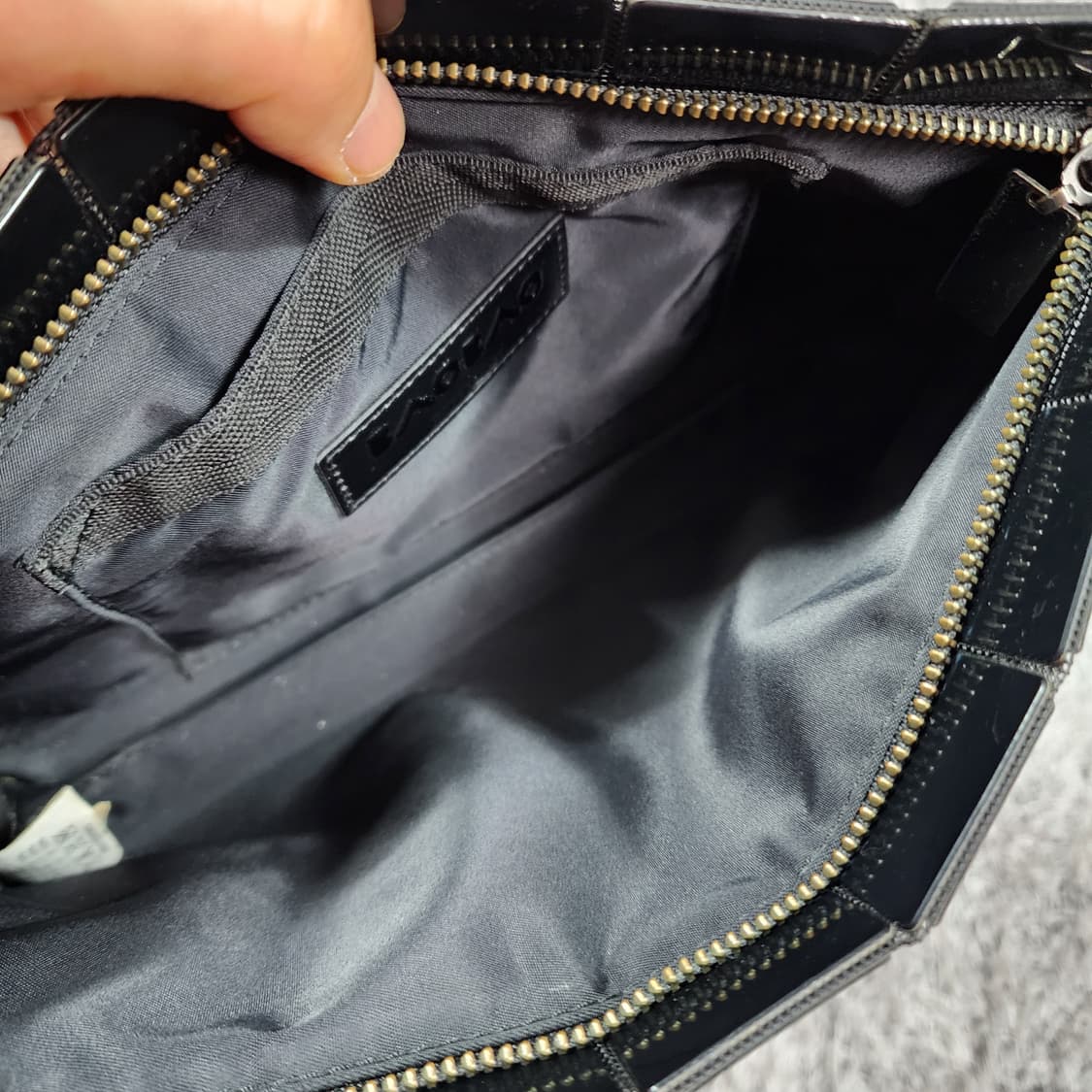 이세이미야케 바오바오 프리즘 숄더백 상품이미지8