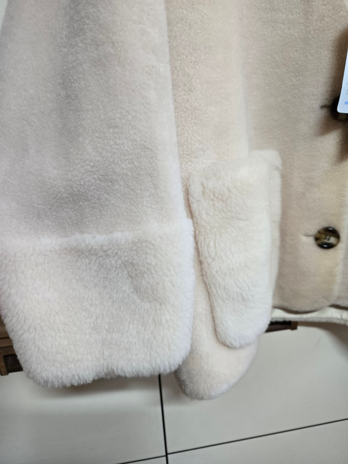 칼라거펠트 양모100%무스탕 코트(66사이즈) 상품이미지3