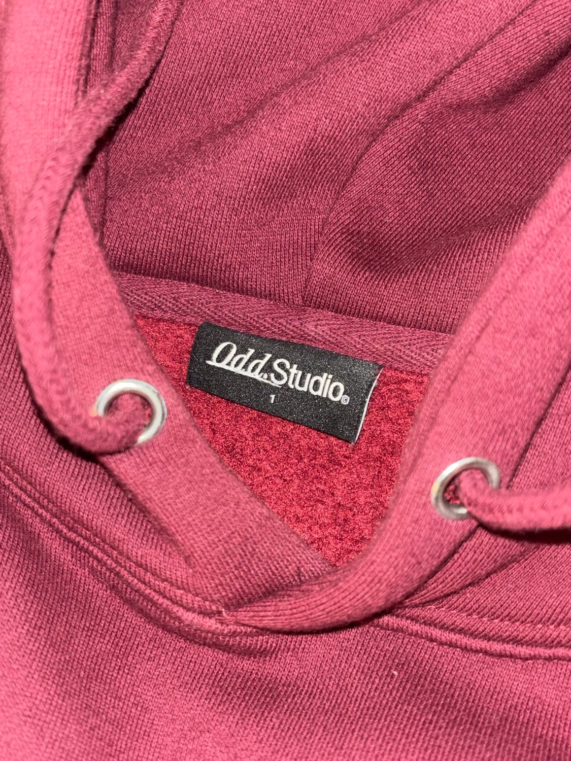 오드스튜디오 버건디 후드티 상품이미지3