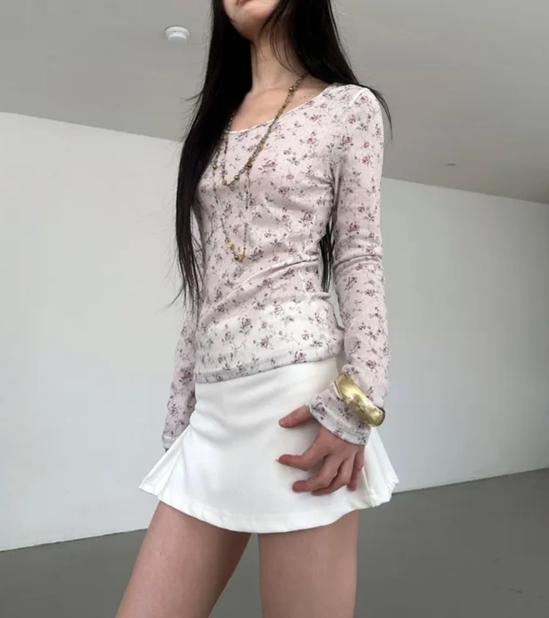 교신 가능) 이너뮤트 플라워 패턴 티 상품이미지1