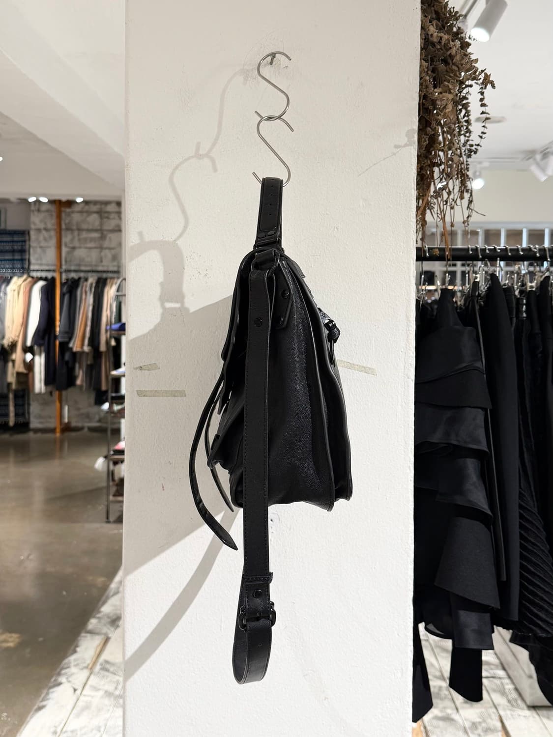 프로엔자 슐러 블랙 미디움 PS1 토트백 상품이미지4