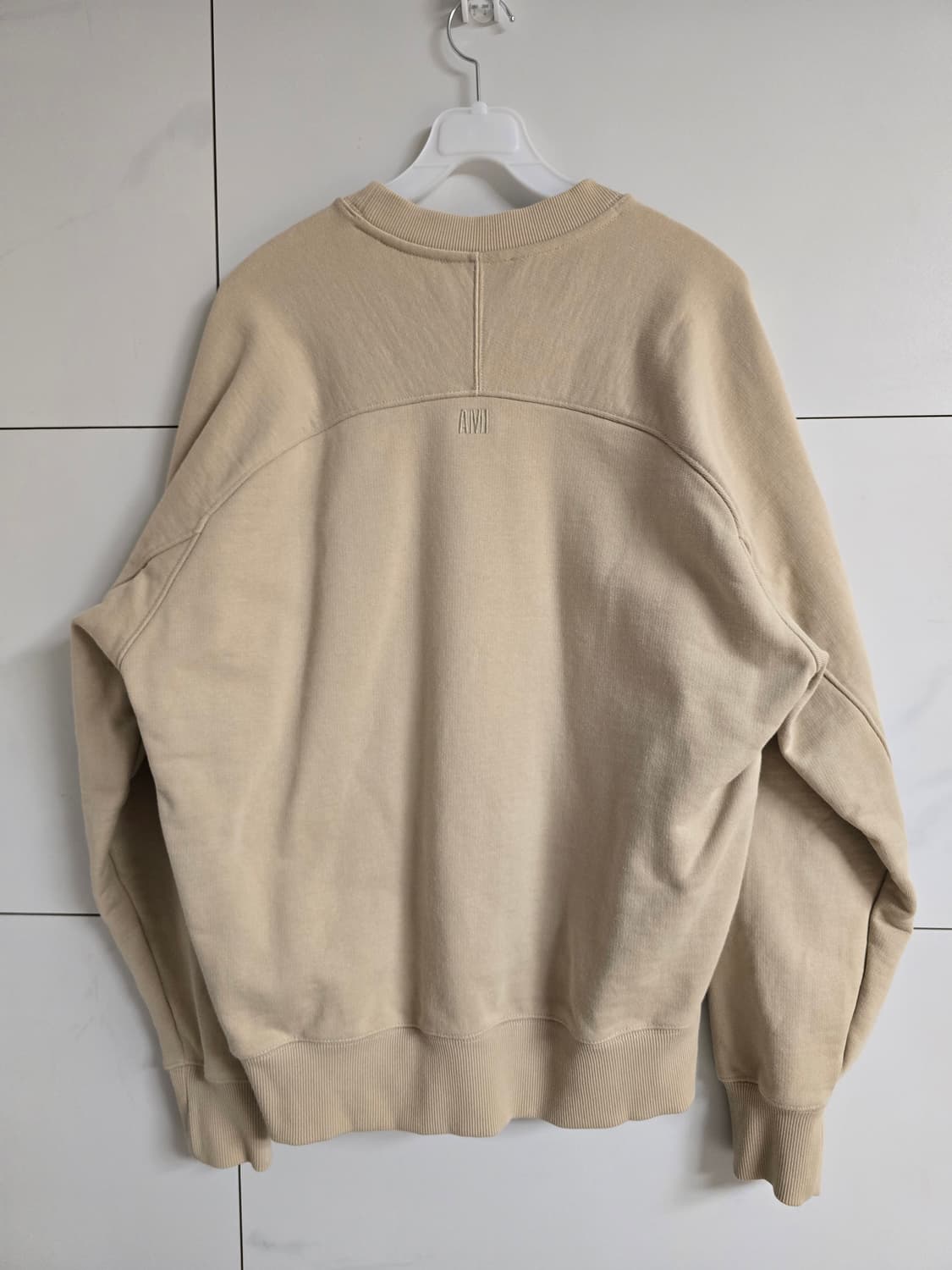 AMI 톤온톤 체인스티치 하트 로고 맨투맨 (L, 베이지) 상품이미지7