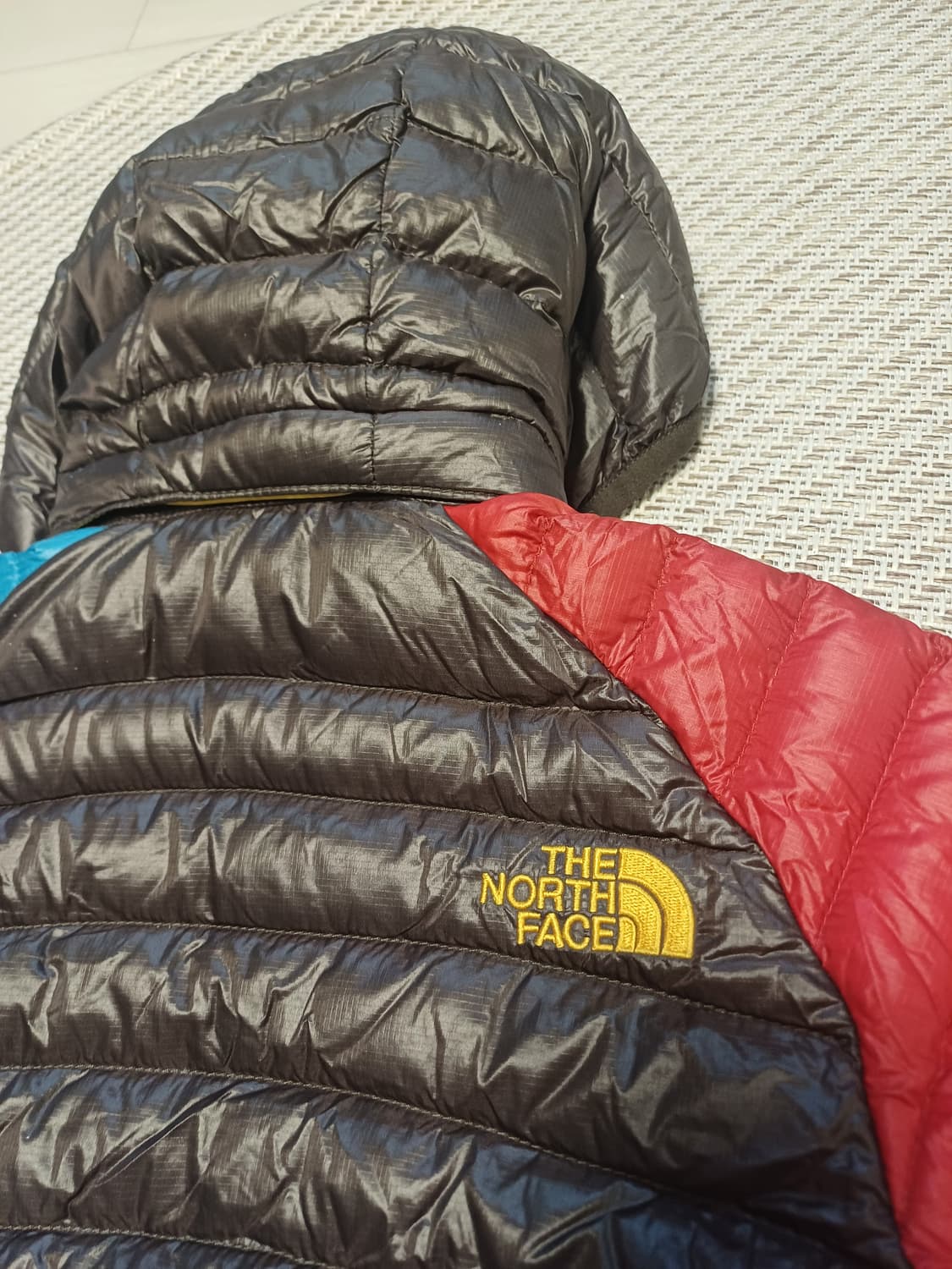 [노스페이스]키즈 멀티 컬러블록 경량 구스다운 (4-5세) 상품이미지4