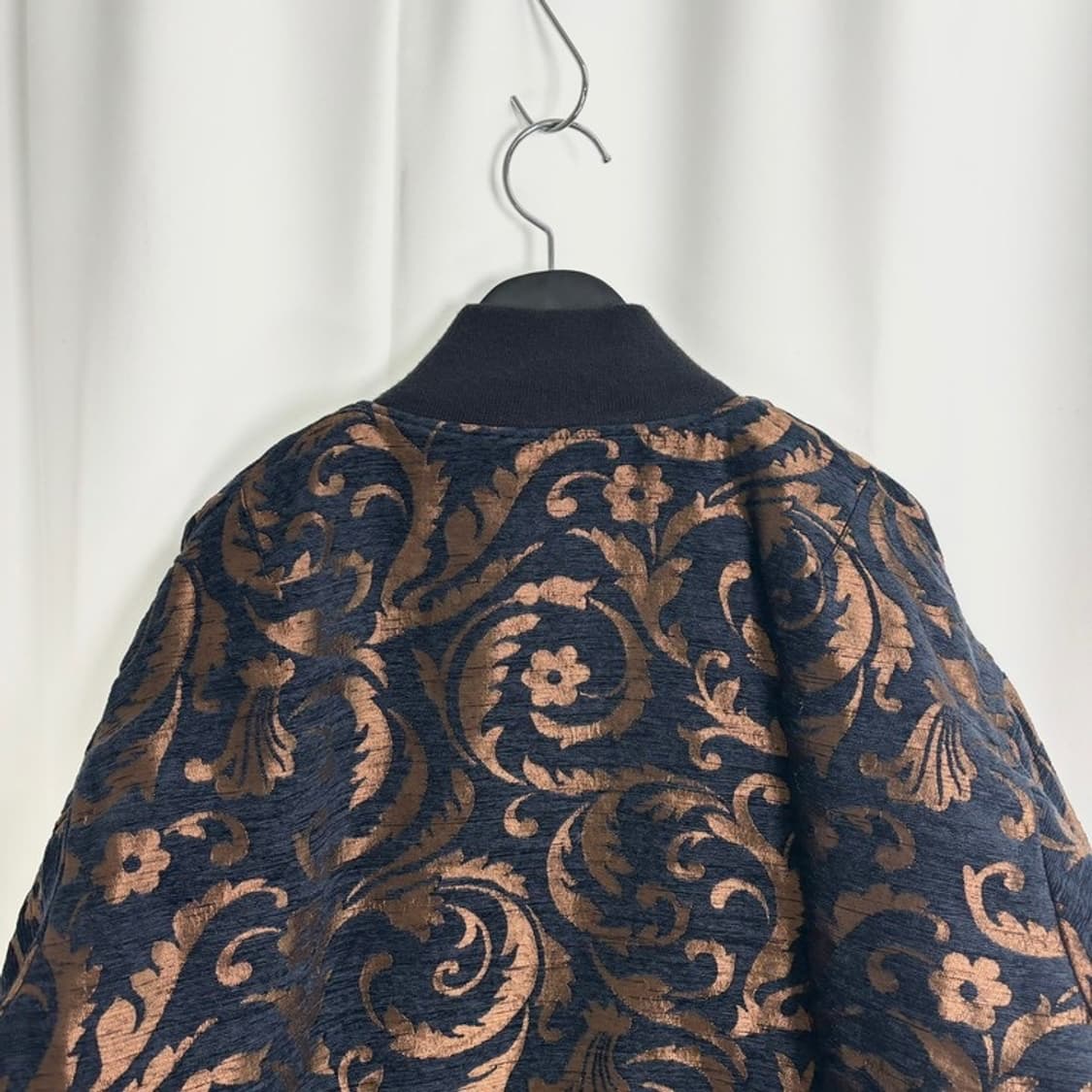 사스콰치패브릭스  자카드 패턴 플라이트 봄버 상품이미지5