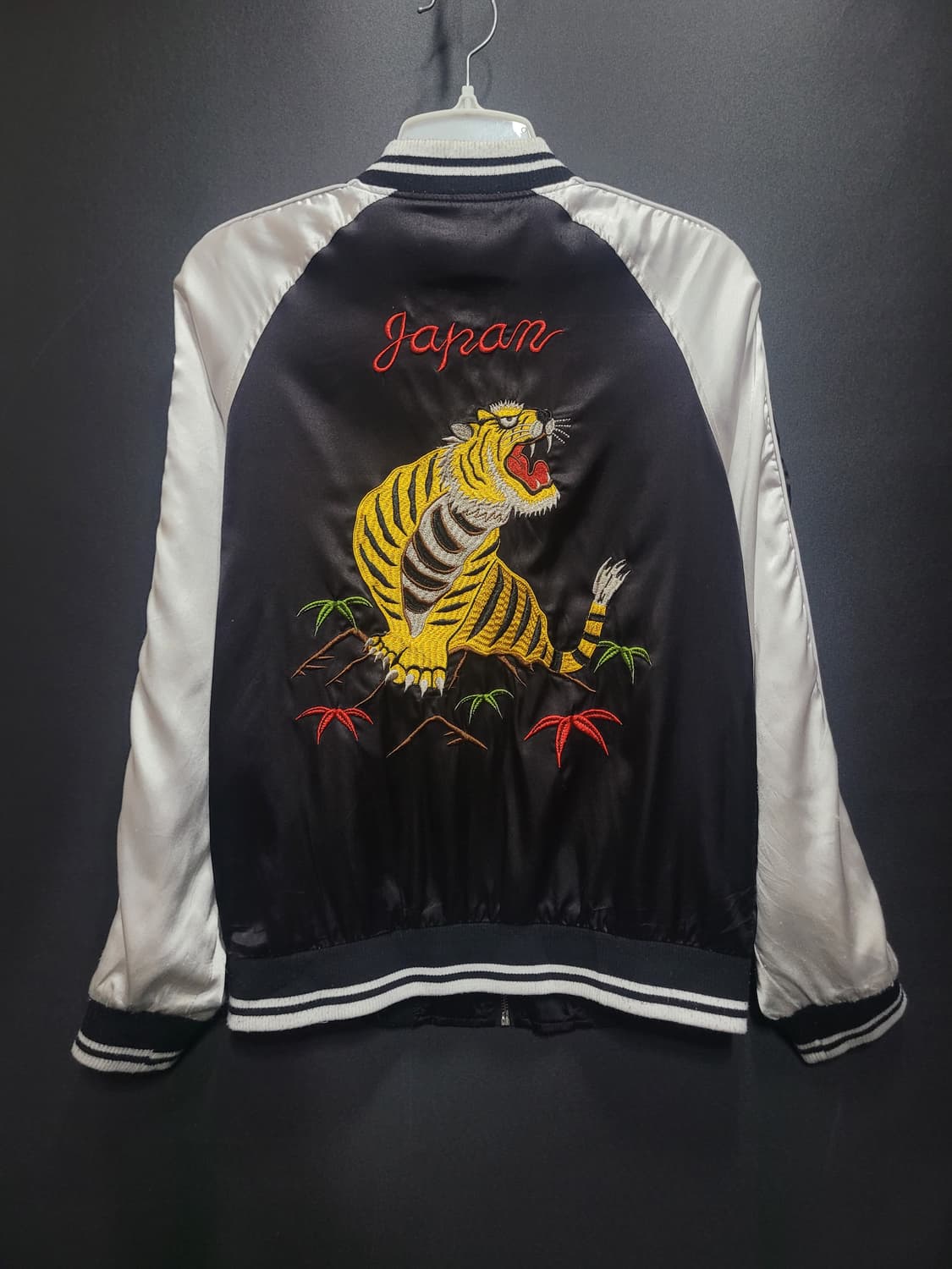 SPINNS 일본 빈티지 타이거 뱀부 죽호 자수로고 스카잔  상품이미지3