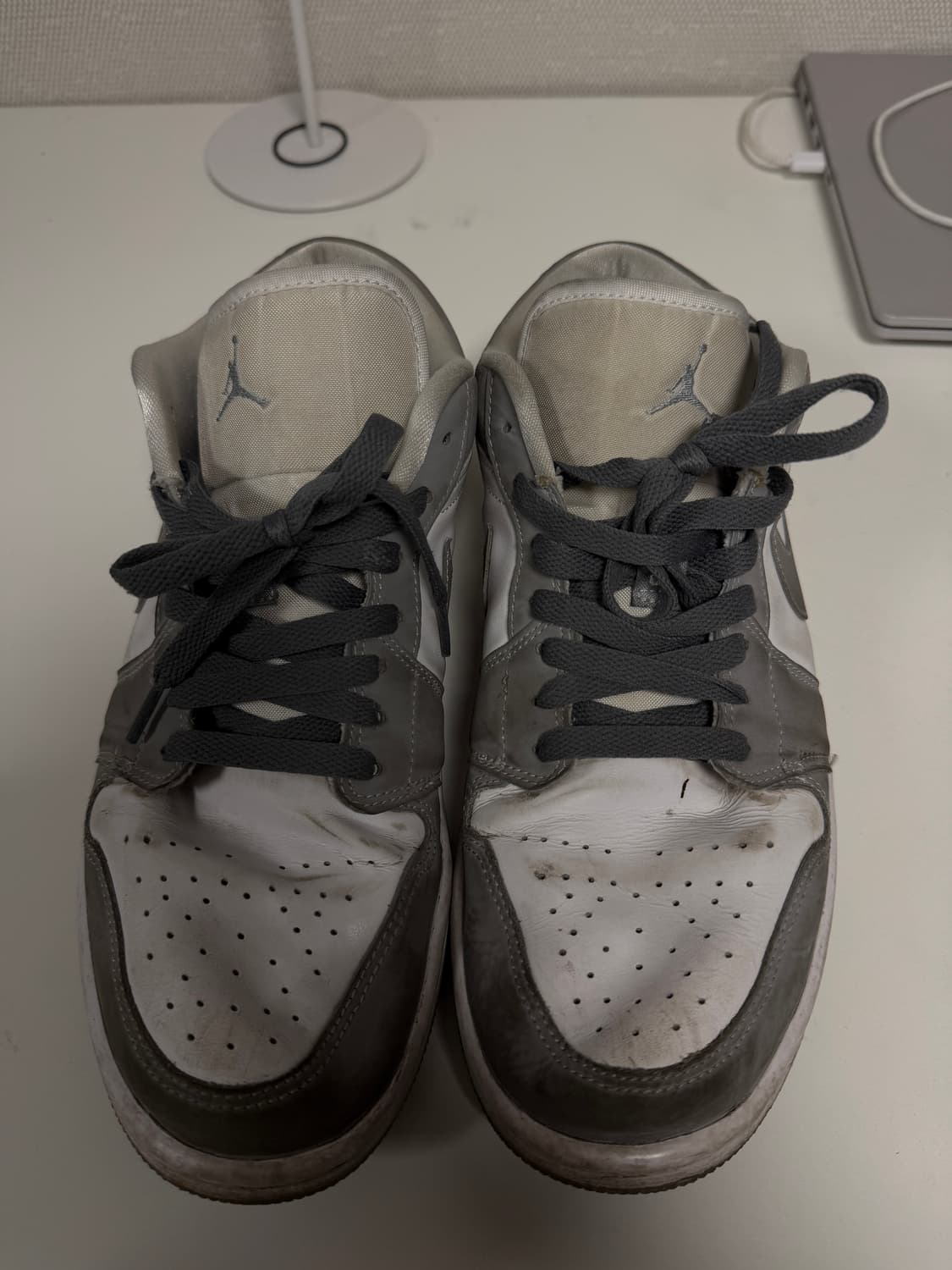 조던 1 로우 화이트 울프 그레이 285 상품이미지1