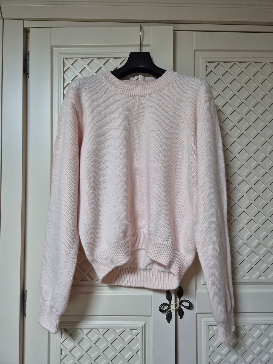 드보네(D'BONE) 캐시미어 혼방 홀가먼트 니트(25FW) 상품이미지1