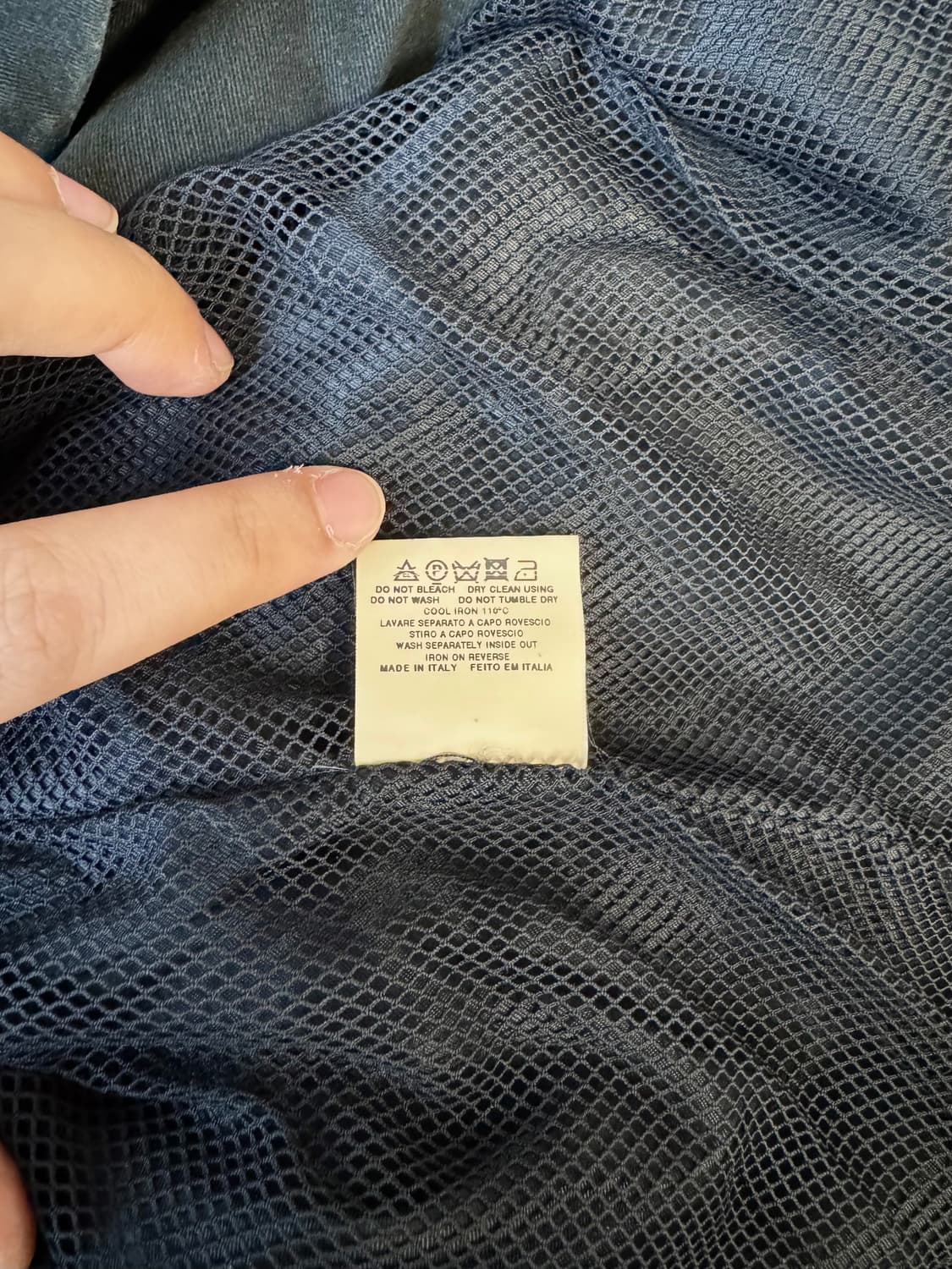 Moschino 모스키노 블랙컬러 스트라이프 디테일 집업 자켓 상품이미지9