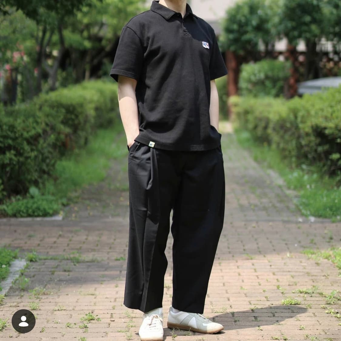 (48) 우영미 밴딩 원턱 슬랙스 블랙 W171PT16903B 상품이미지1