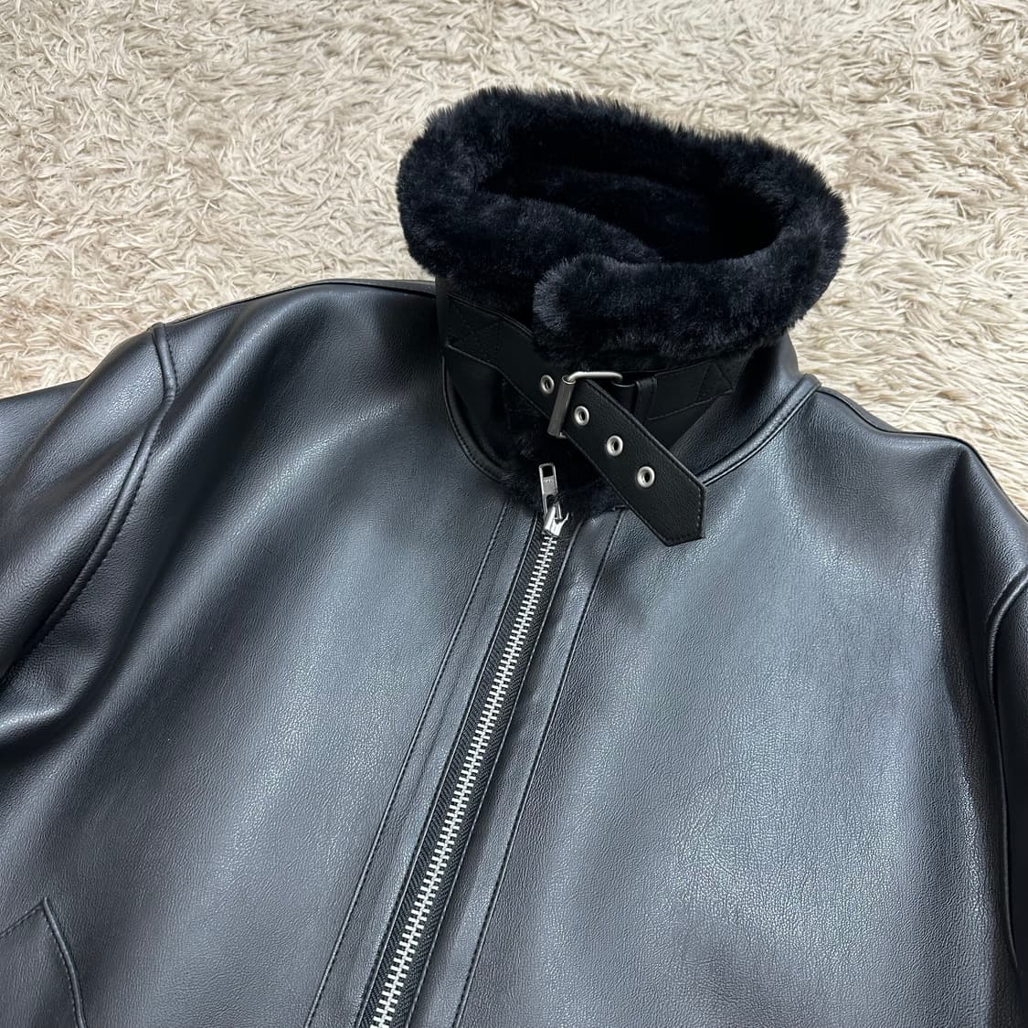 도프제이슨 블랙 무스탕 자켓 상품이미지5