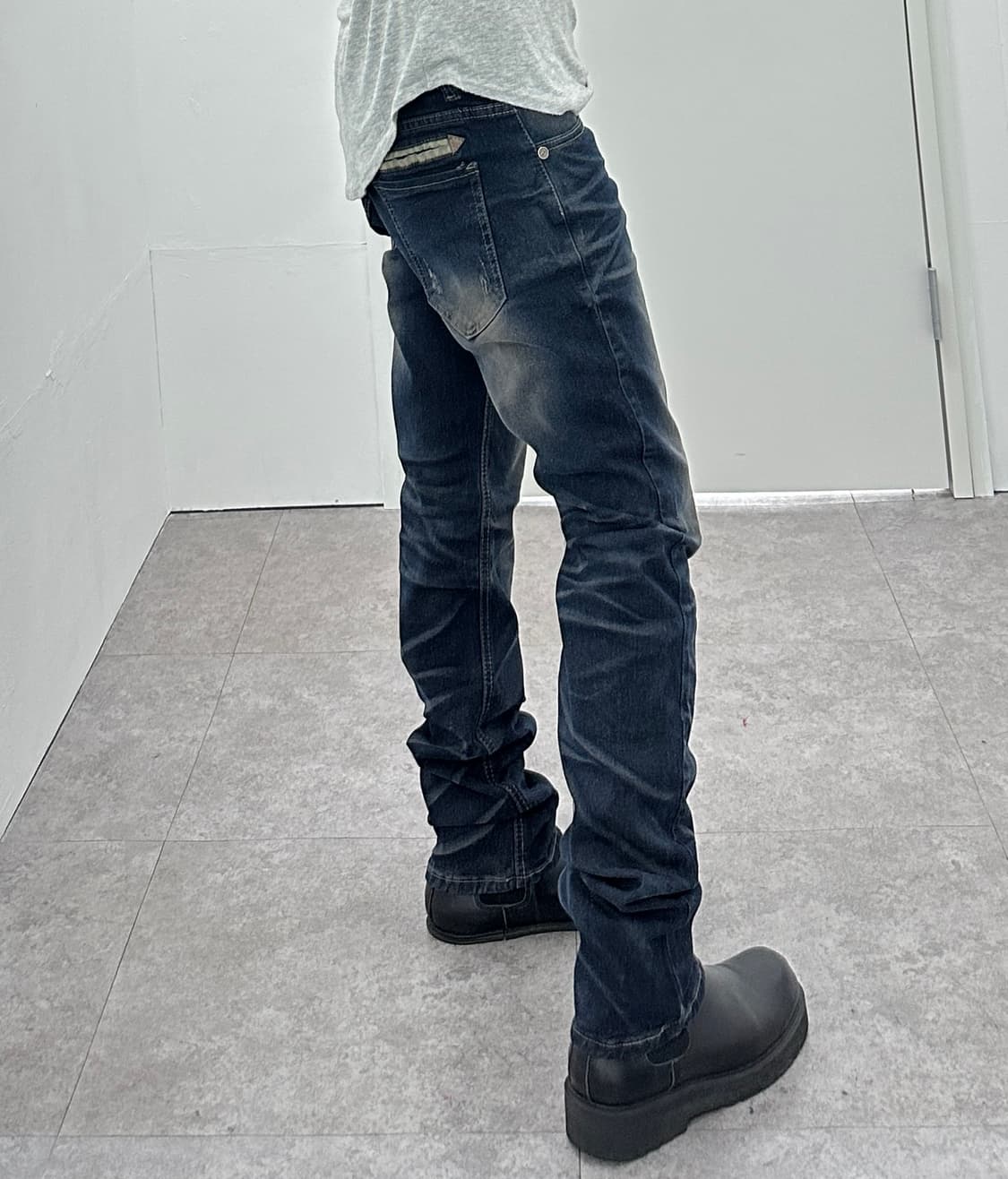 Vintage fade lines washing denim pants 상품이미지3