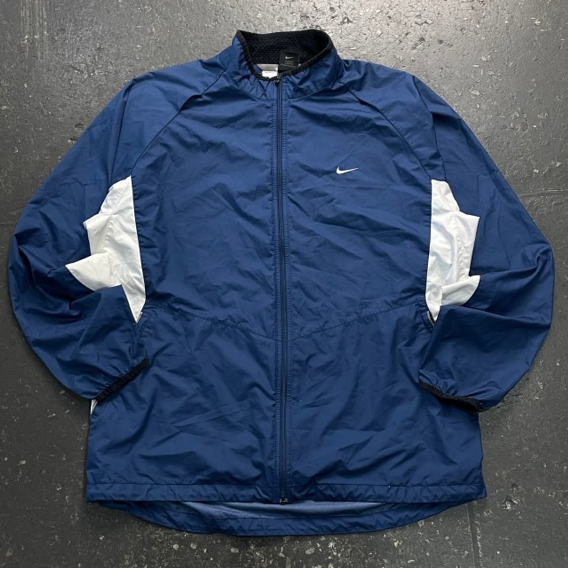 105 나이키 스우시 바람막이 상품이미지1