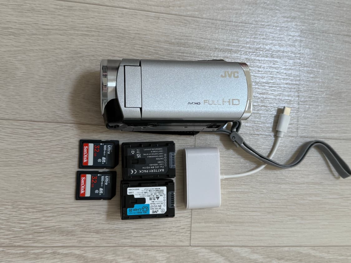 JVC GZ-HM33-S 캠코더 풀HD 실버 상품이미지2