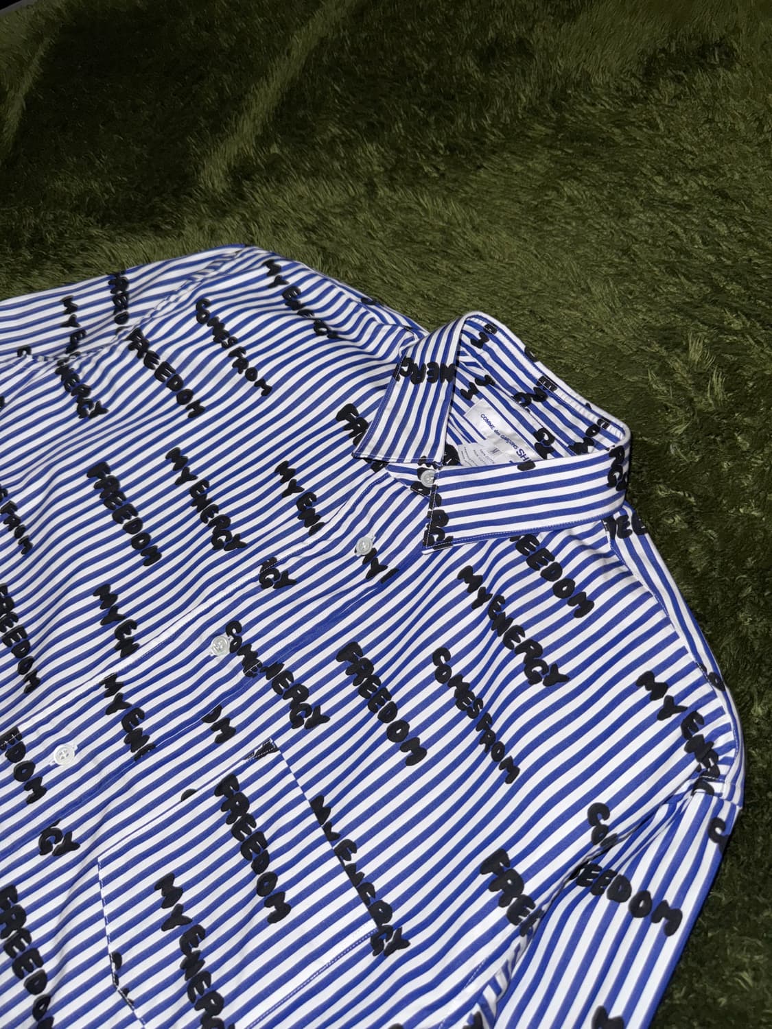 [M] 꼼데가르송 셔츠 24AW MADE IN FRANCE 레터링 셔츠 상품이미지2