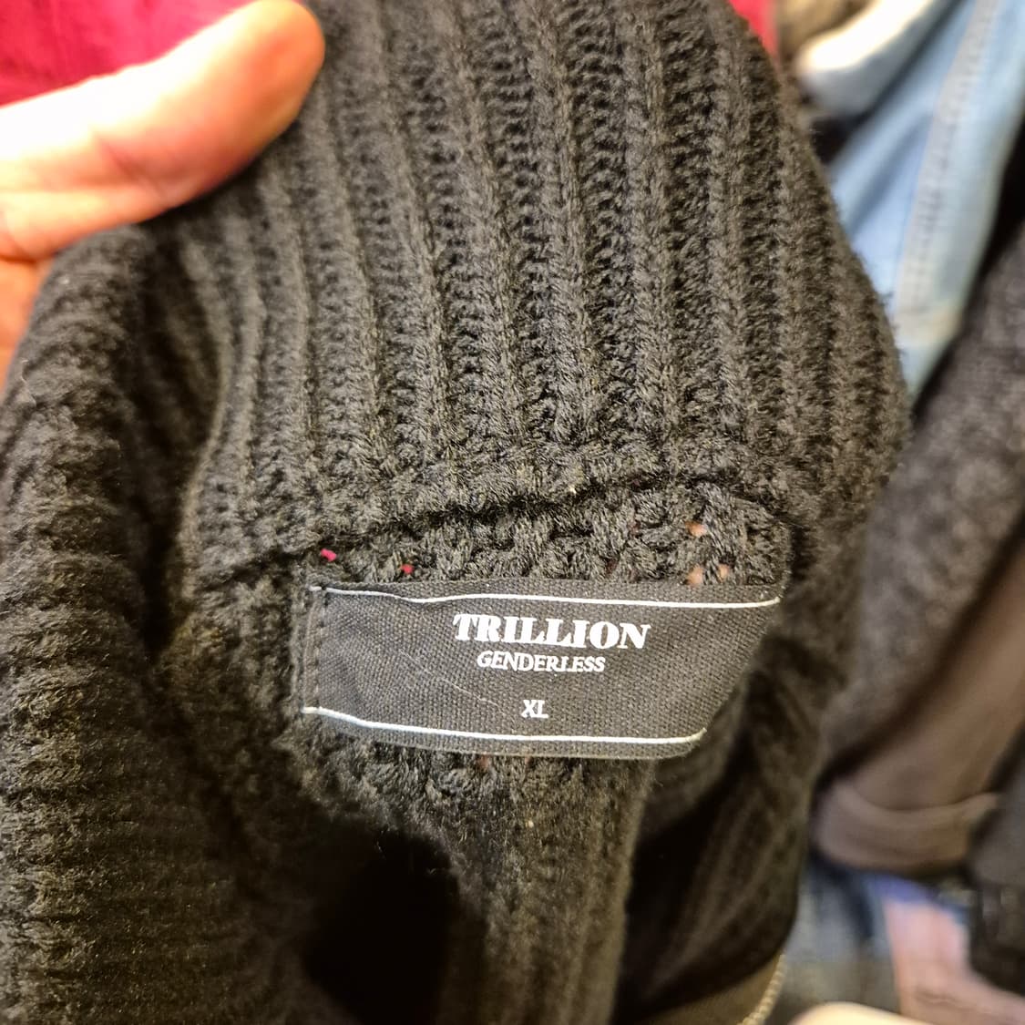 FREE 블랙 하프집업 니트 상품이미지3