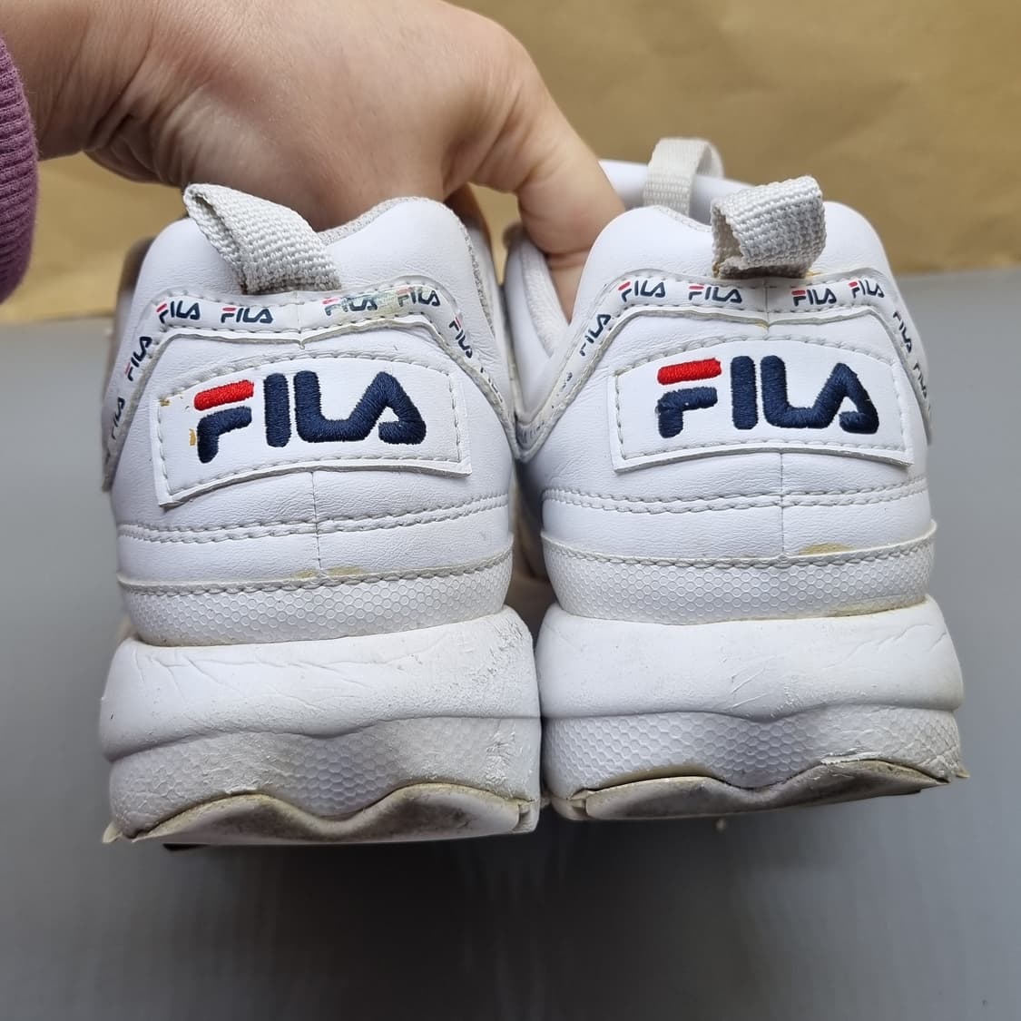 휠라 디스럽터2 테이피테잎 여성운동화235  상품이미지4