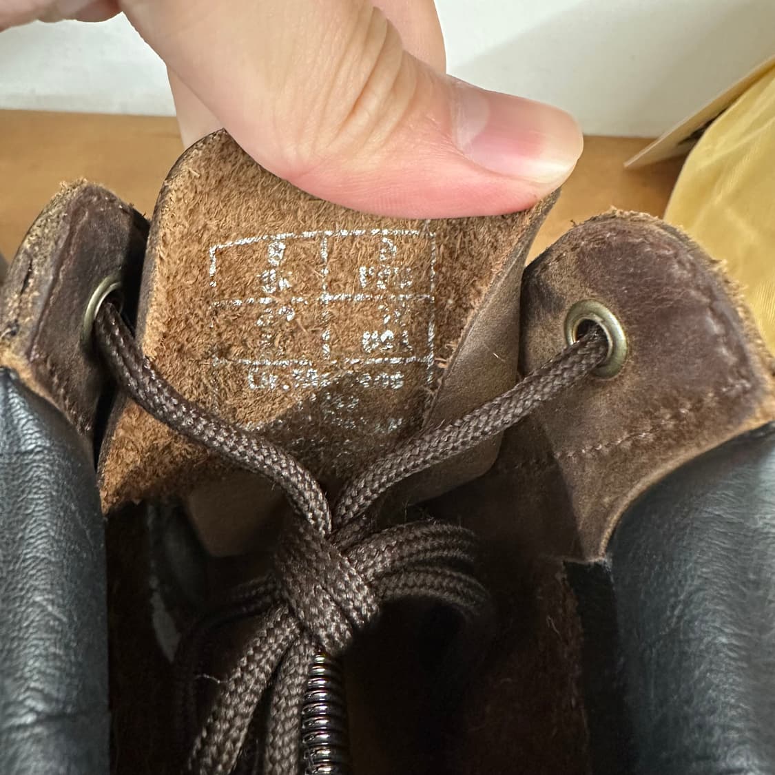 닥터마틴 939 부츠 ‘하비스트 브라운’ 상품이미지8