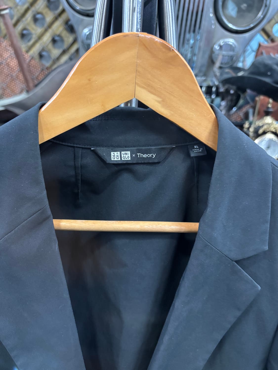 유니클로와 띠어리(Theory) 스판 블랙 자켓 상품이미지2