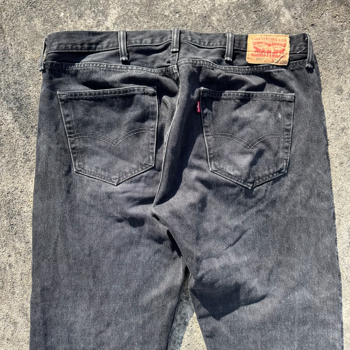 [38] 리바이스 501 흑청 데님 팬츠 상품이미지4