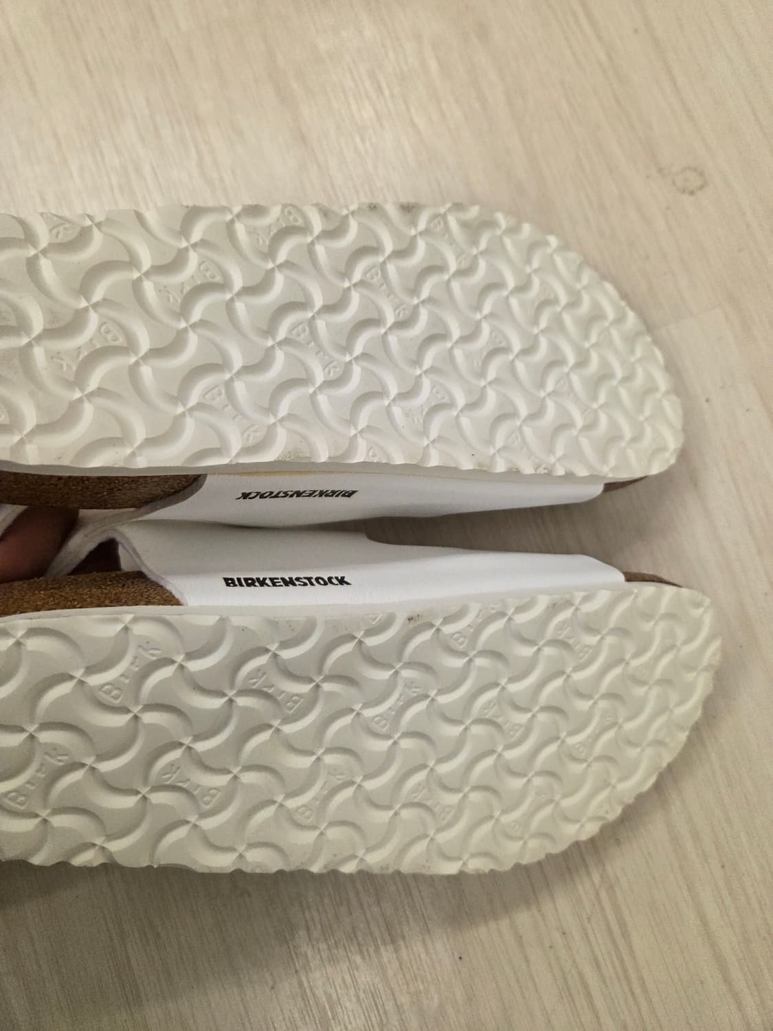 버켄스탁 샌들 화이트 42사이즈 상품이미지4