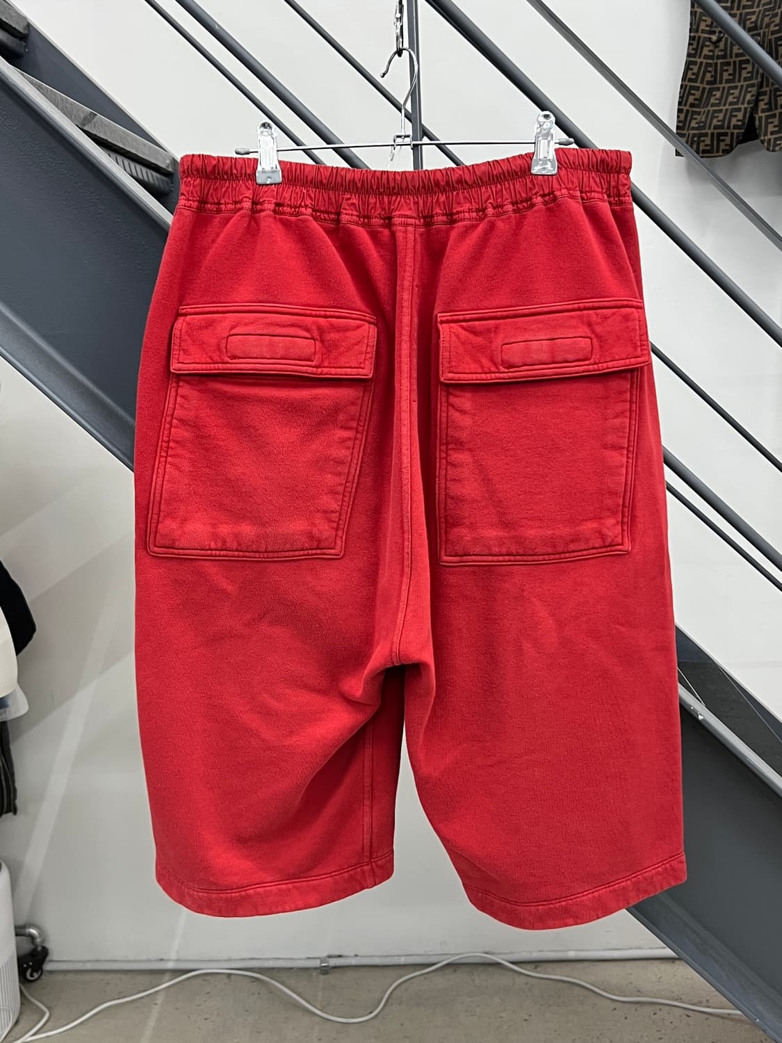 릭오웬스 다크쉐도우 드로우스트링 버뮤다 팬츠 상품이미지4