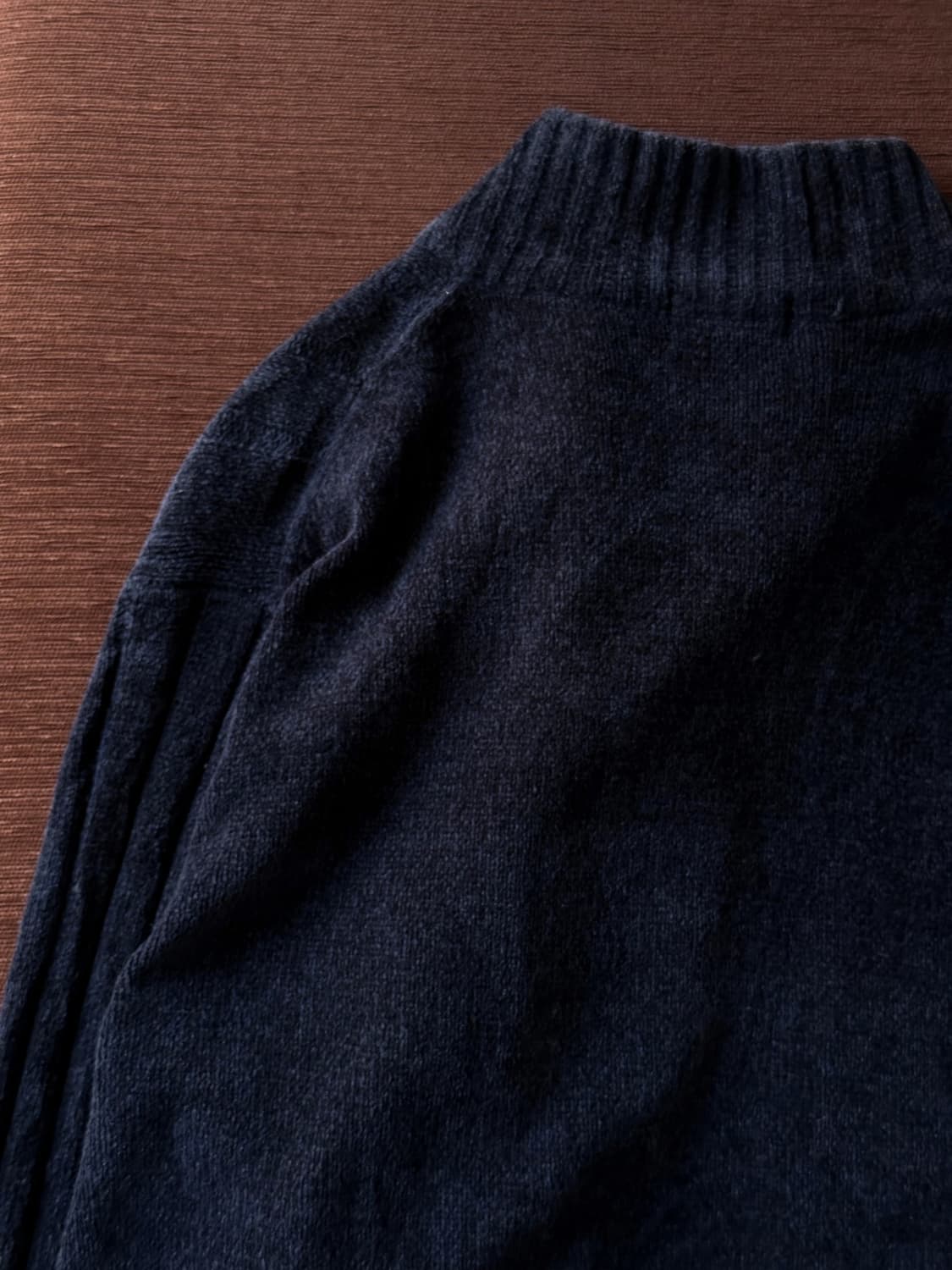 Coludy touch middle gauge knit button 상품이미지9