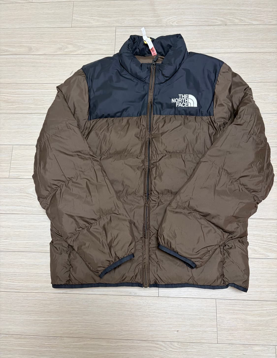 노스페이스 눕시 에코로프트 패딩 브라운/블랙 상품이미지2