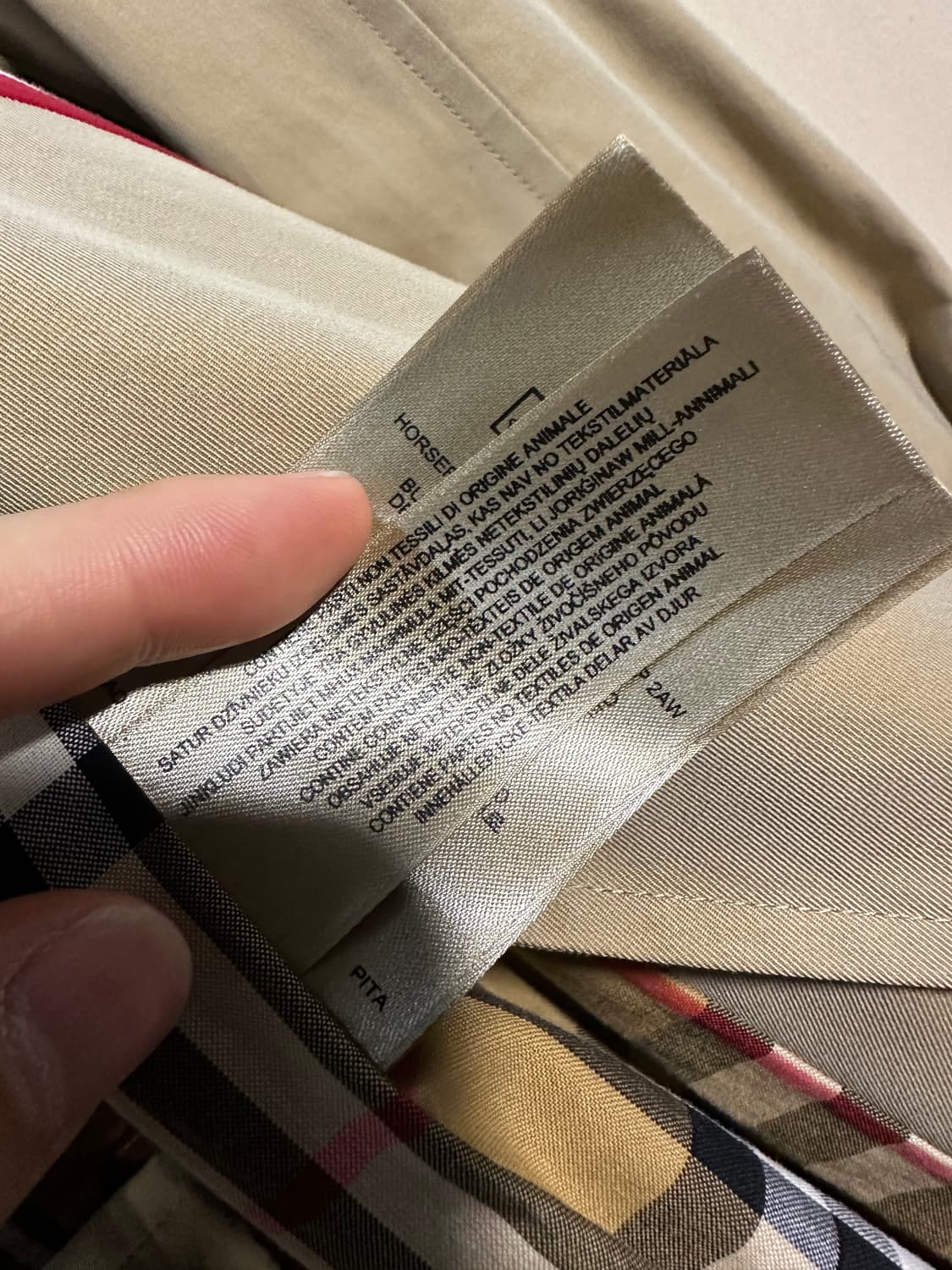 버버리 레인보우 더블 트렌치 코트 처분  상품이미지9