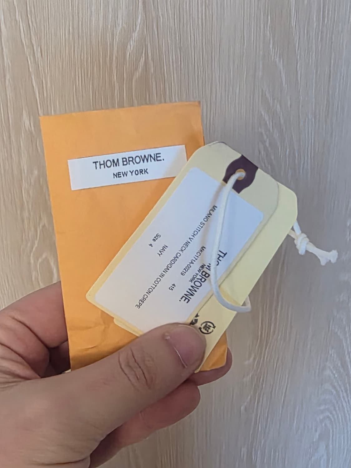 [4사이즈] 톰브라운 밀라노스티치 가디건 4사이즈 구매1달 상품이미지8