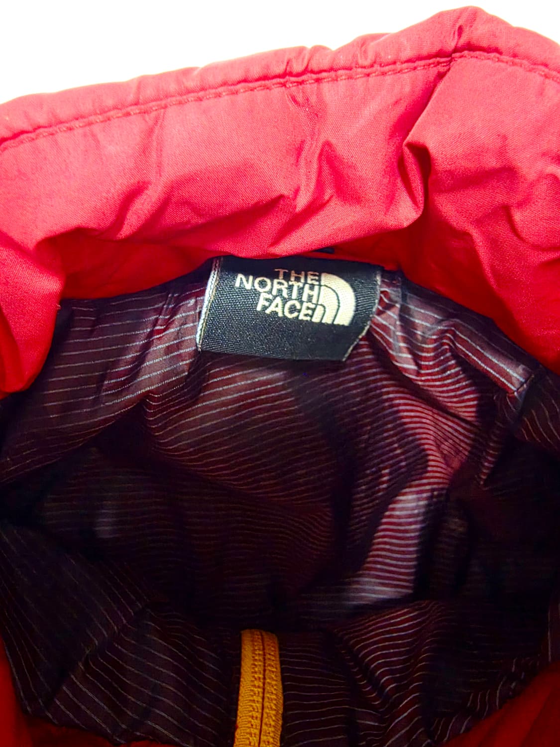 노스페이스 쨍한 레드 퀼팅 경량 패딩 자켓 여성 95 상품이미지3