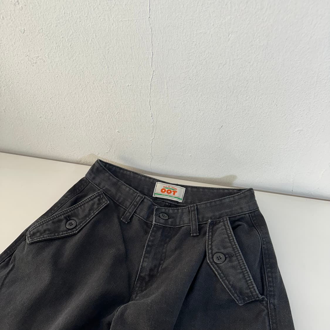 우먼M OOTJ 블랙 빈티지워시드 와이드핏 카고 데님팬츠 상품이미지3