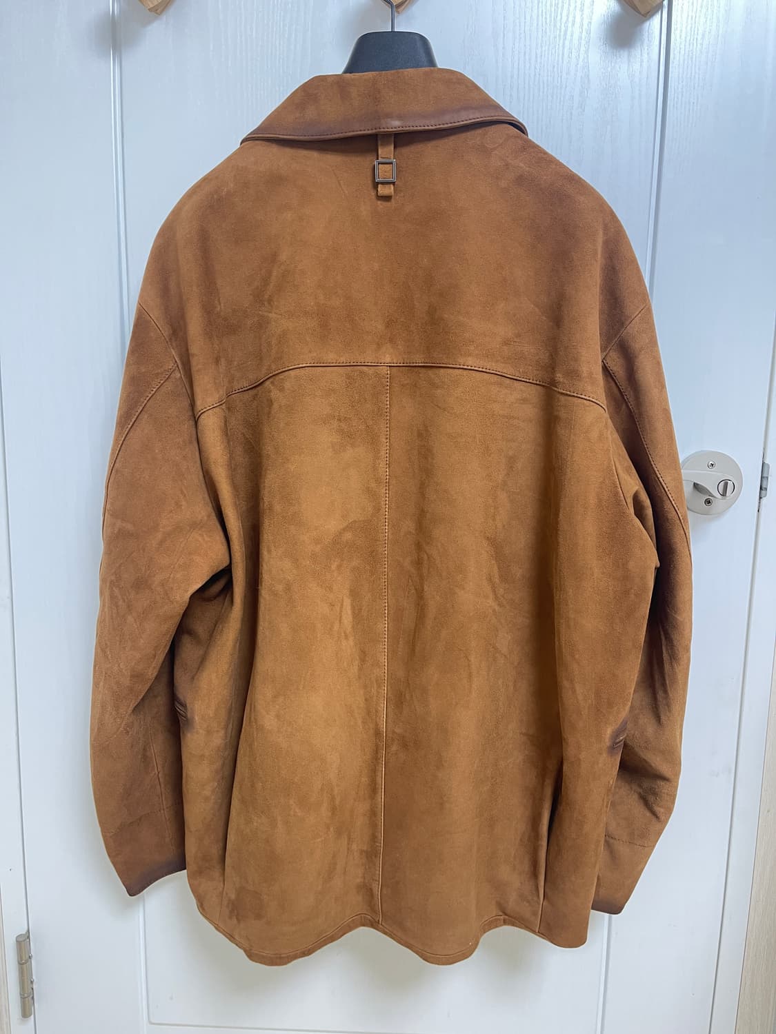 우영미 고트 스웨이드 자켓 카멜 - 24FW 상품이미지2