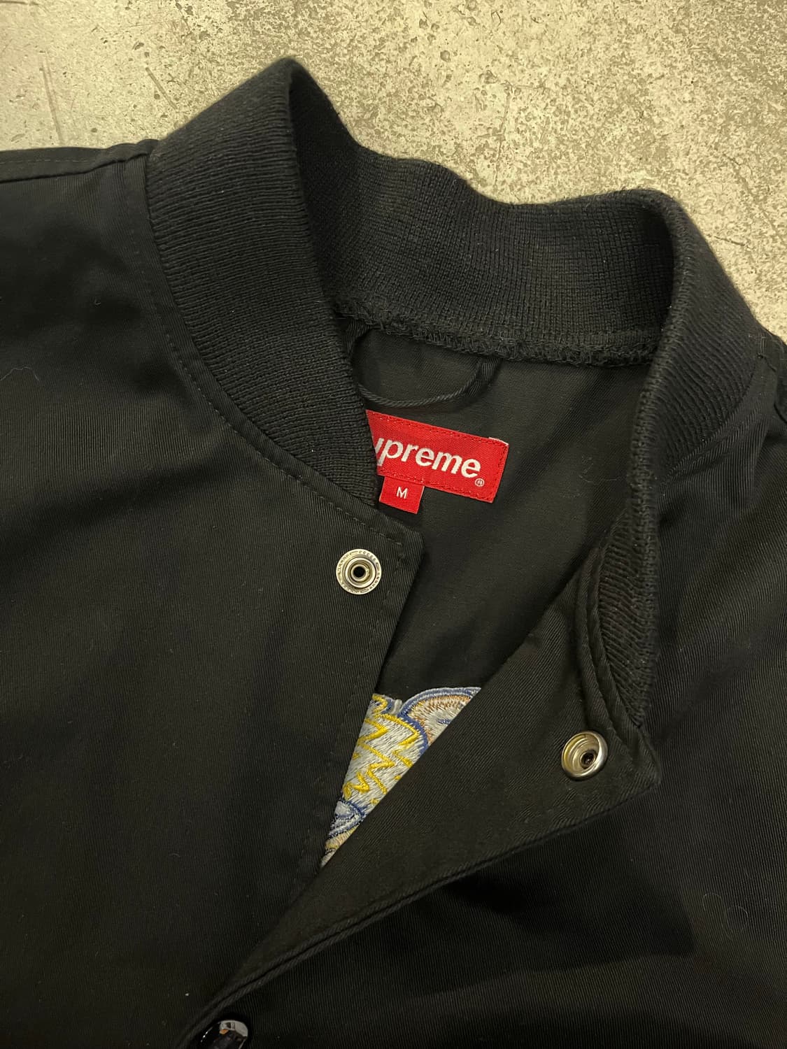 슈프림 x 안티히어로 워크자켓 블랙 상품이미지4