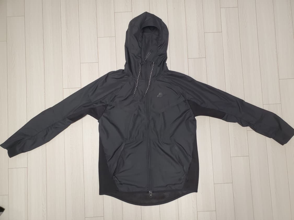 나이키 테크팩 메쉬 러닝 자켓 바람막이 사이즈L

사용감 외에 오염 하자 상품이미지2