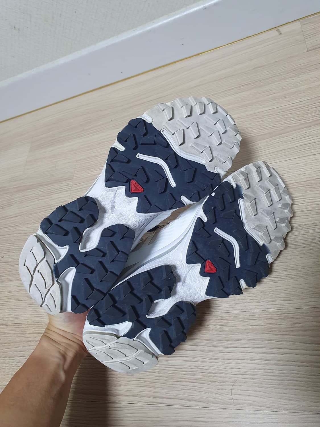 살로몬 XT-4 화이트 루나 트레킹화 255 상품이미지6