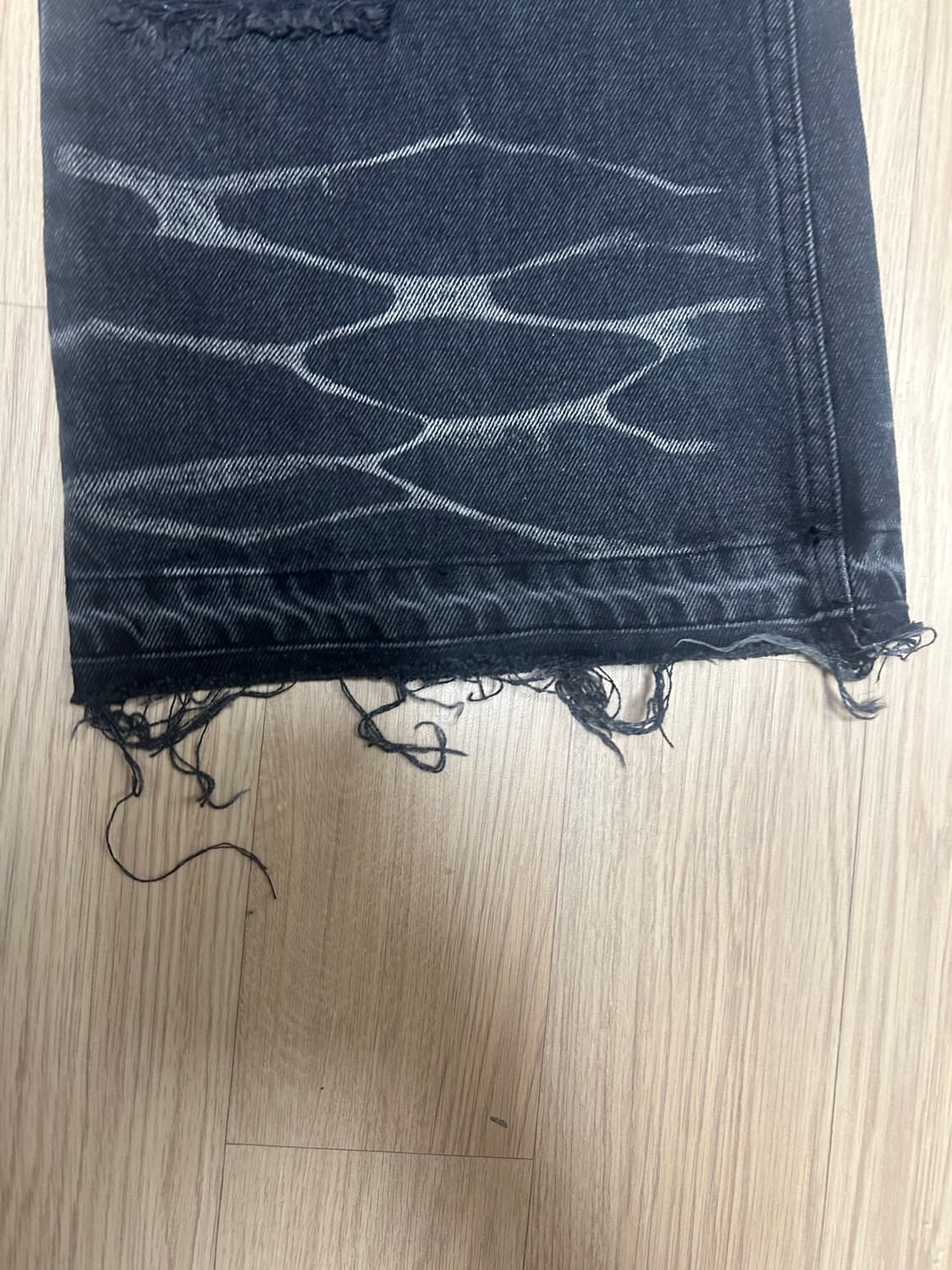 레씨토 캣 워싱 플레어 데님 블랙 (L) 상품이미지7