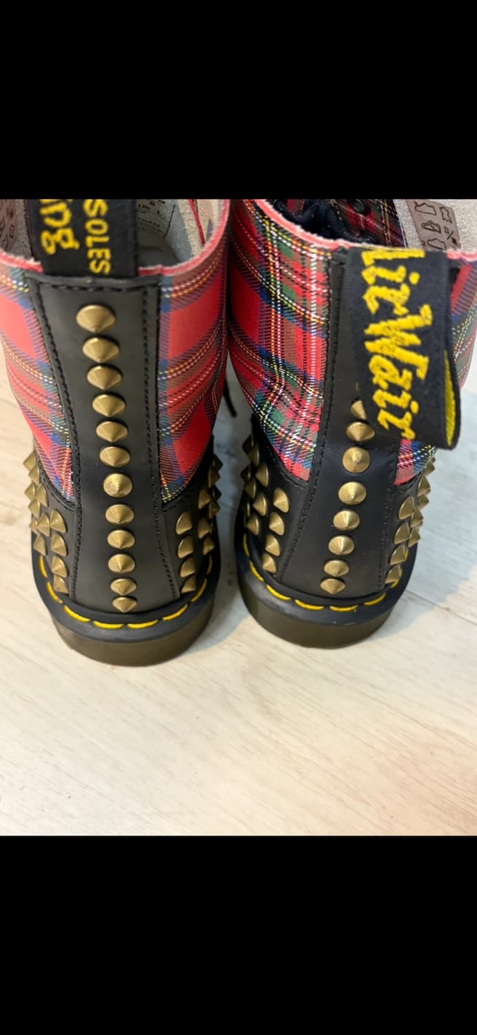 닥터마틴 타탄 체크 스터드 부츠 39 상품이미지3