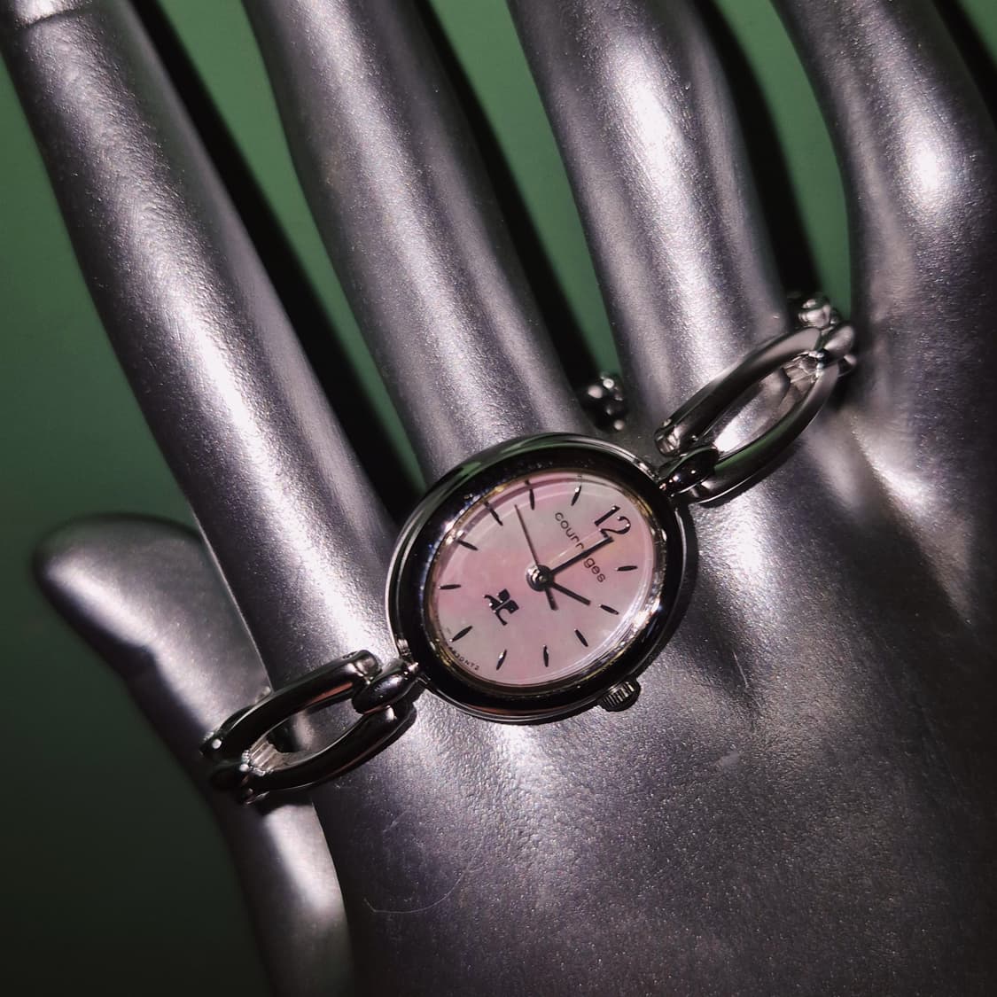 90s 꾸레쥬 핑크 자개 오발 손목 시계 상품이미지6
