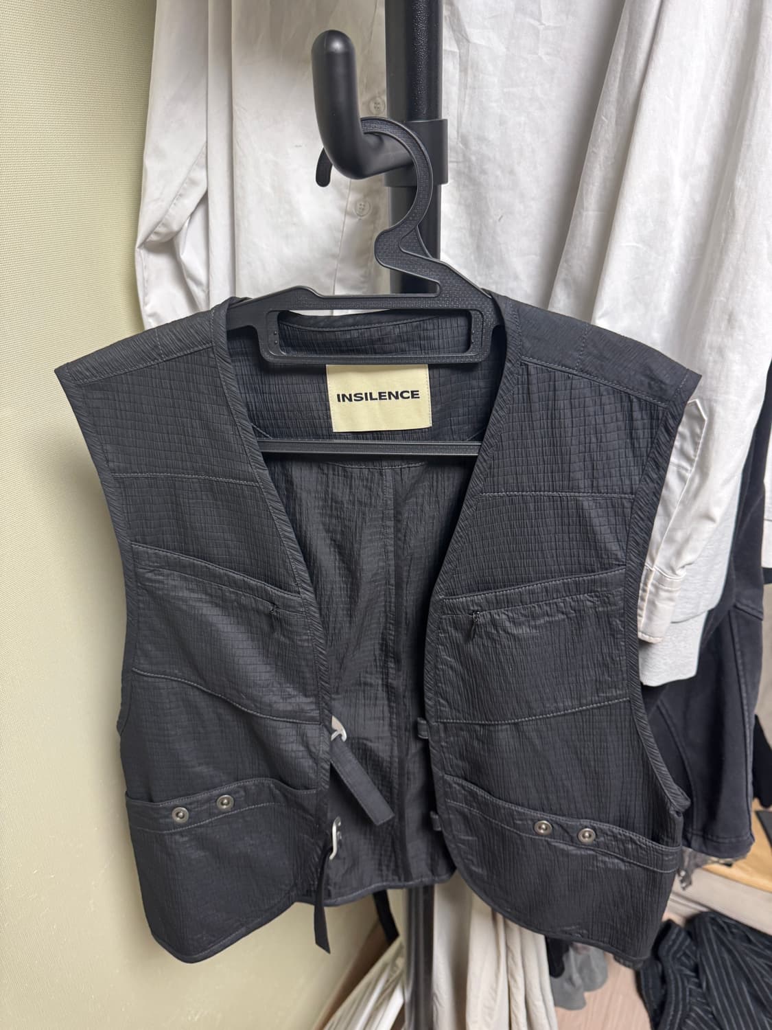 인사일런스 플리터 유틸리티 베스트 BLACK 상품이미지1